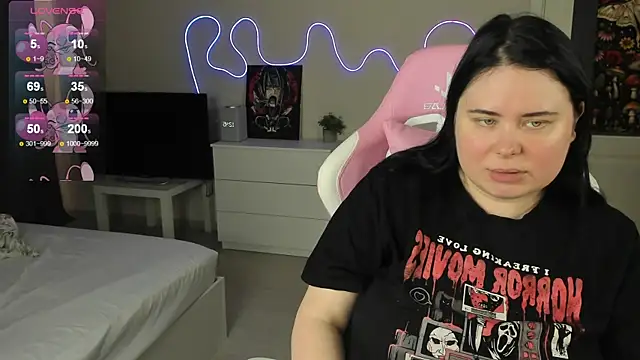 Chat +18 de Akemi_BBW ao vivo