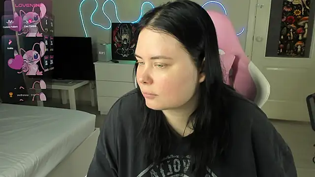 Akemi_BBW Webcam Show