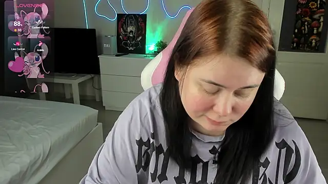 Akemi_BBW Obrolan Langsung XXX