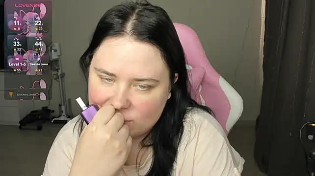 Akemi_BBW's Live XXX Chat