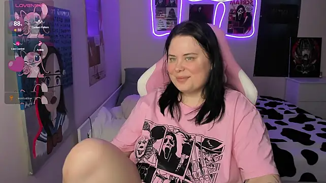Akemi_BBW লাইভ XXX চ্যাট
