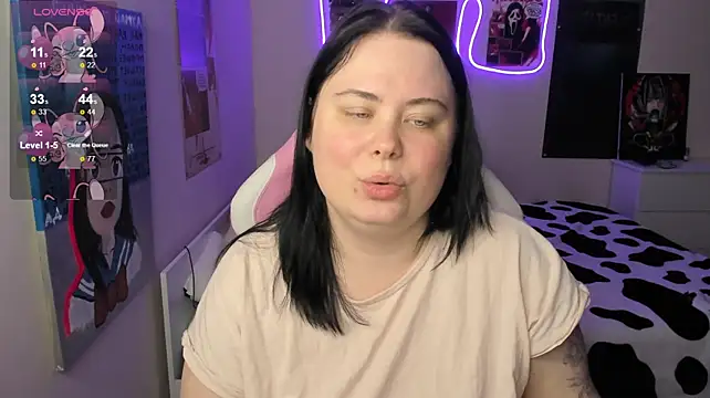 Akemi_BBW's Live XXX Chat