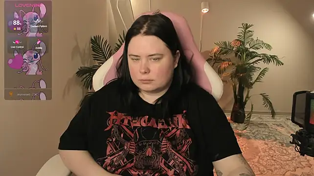 Akemi_BBW লাইভ XXX চ্যাট
