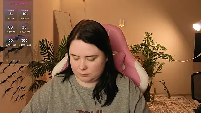 Akemi_BBW Chat XXX in diretta