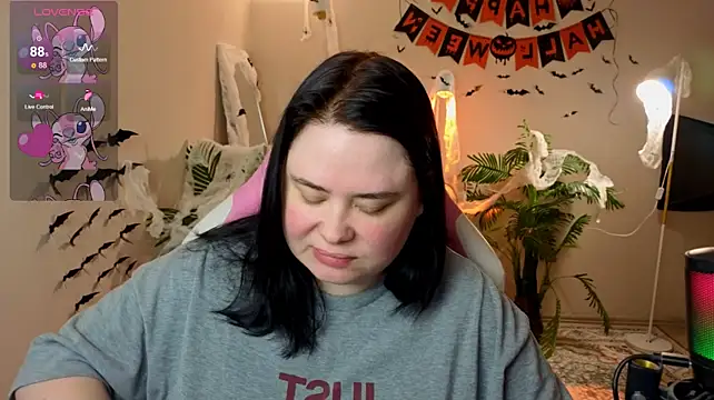 Akemi_BBW's Webcam Show