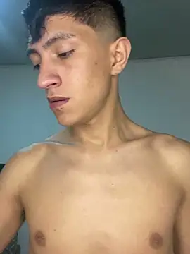 JohanSedas Show in webcam