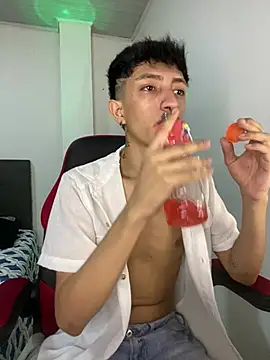 JohanSedas Show in webcam