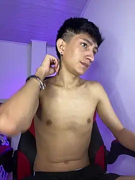 JohanSedas Show in webcam