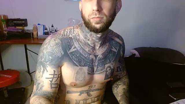 bobbybacala91 Show in webcam