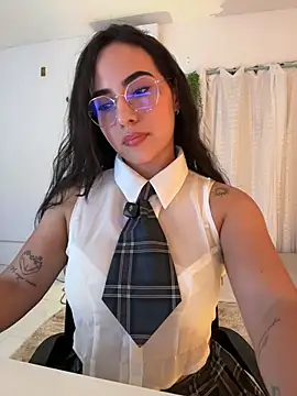 anniesweet02 Adlı Modelin Canlı XXX Sohbeti