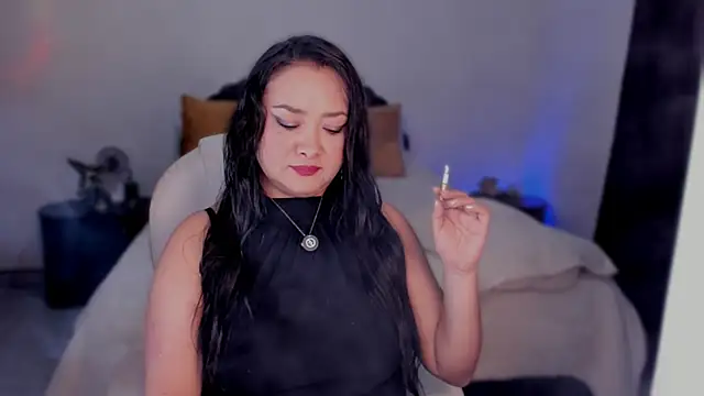 Chat +18 de emilydolshe2 ao vivo