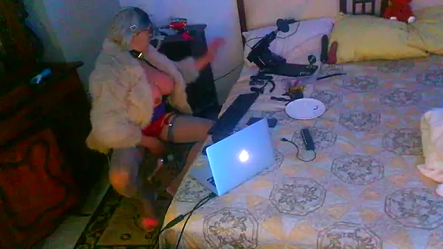 CharlotteVixxensn Webbikameraesitys