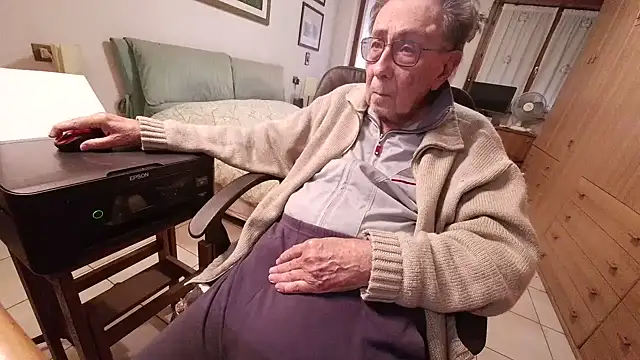 papillonhotofficial's Live XXX Chat