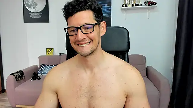 BrutusK08 Webcam show