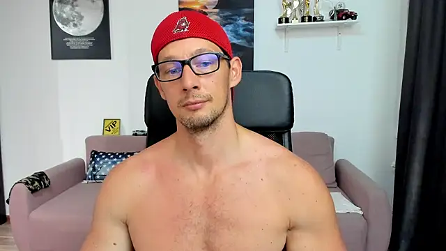 BrutusK08 Show Webcam
