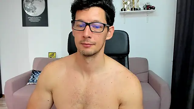 BrutusK08 webkamerás műsora
