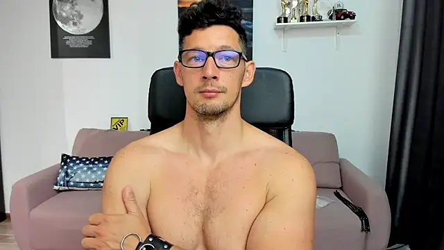 BrutusK08 webkamerás műsora