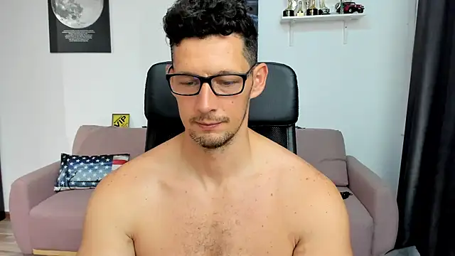 BrutusK08 Show Webcam
