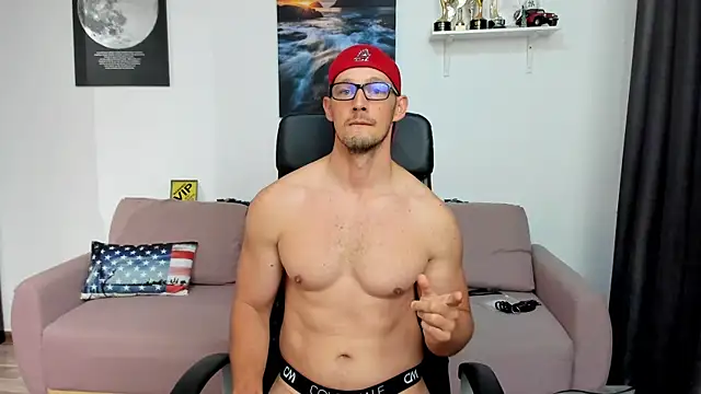 BrutusK08 网络视讯表演