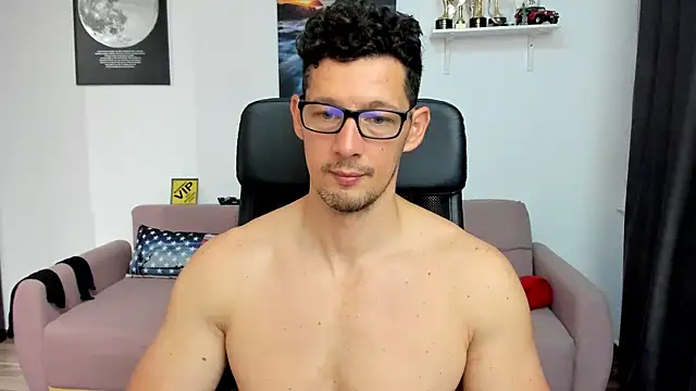 BrutusK08 Webcam Show