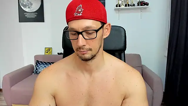 BrutusK08 Шоу с уебкамера