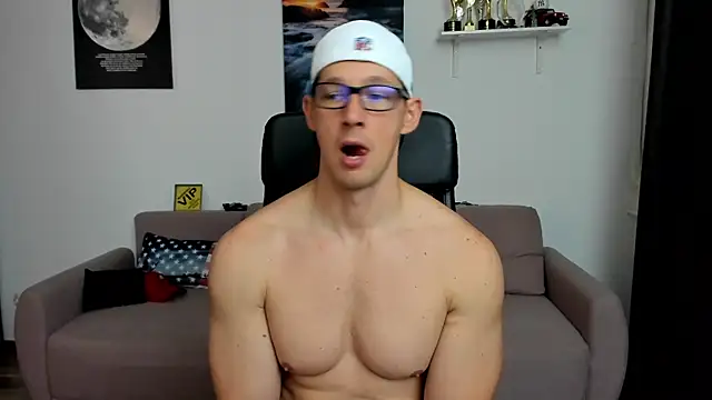 BrutusK08 Webcam show