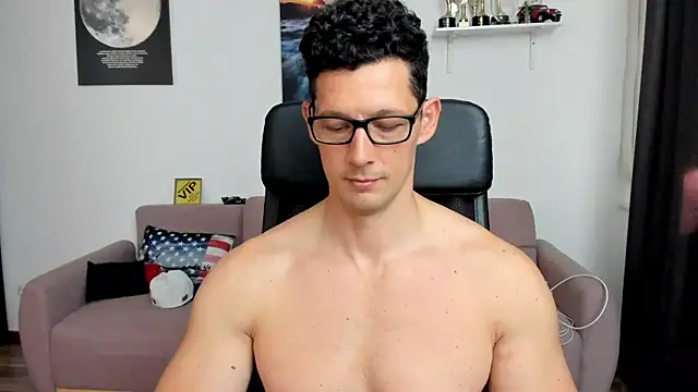 BrutusK08 Webcam Show