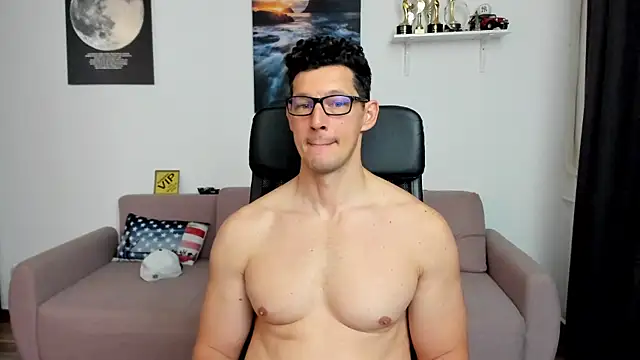 BrutusK08 – webcam-show