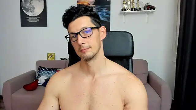 BrutusK08 Webcam Show