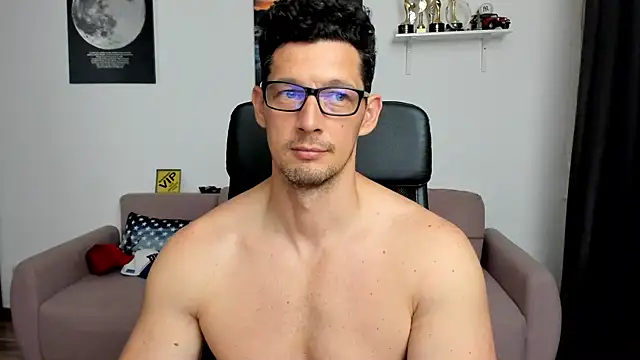 BrutusK08's Webcam Show