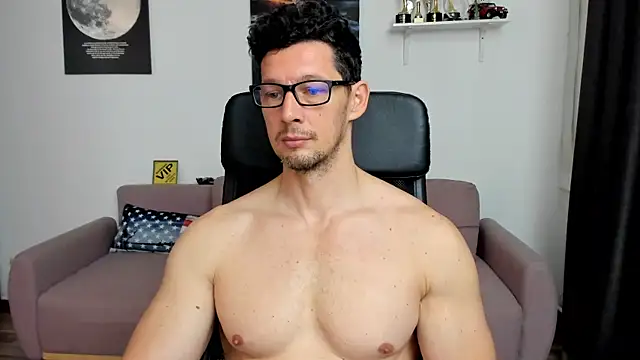 BrutusK08's Webcam Show