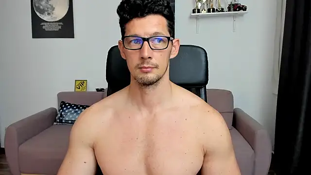 BrutusK08 Show Webcam