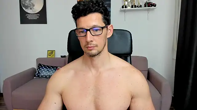 BrutusK08 Show Webcam