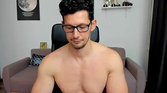 BrutusK08 Webcam-Show