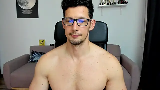 BrutusK08 Webcam show