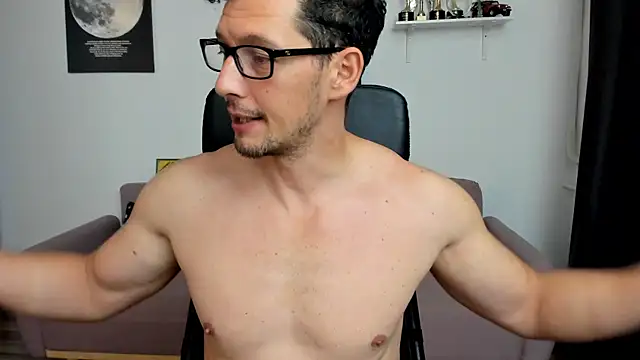 BrutusK08 Show Webcam
