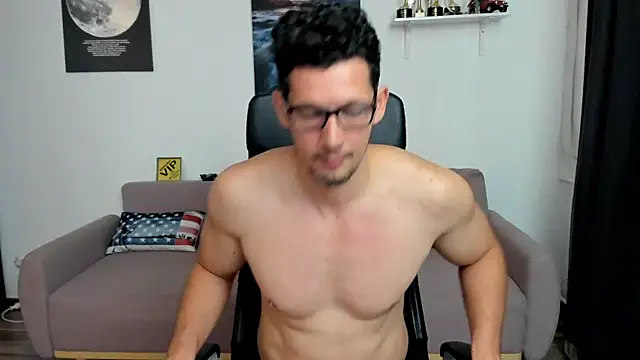 BrutusK08 Show Webcam