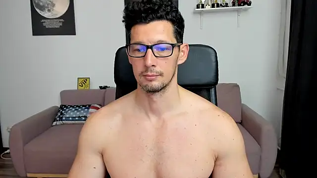 BrutusK08 – webcam-show