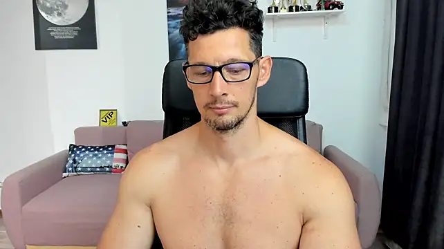 BrutusK08 Webcam show