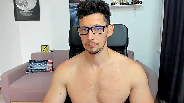 BrutusK08 Webcam show