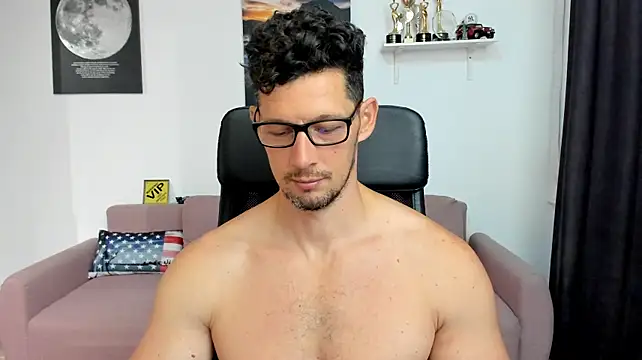 BrutusK08 Webcam show