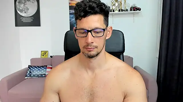 BrutusK08 Webcam show