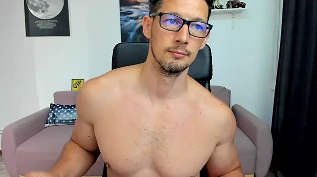 BrutusK08 Webcam show