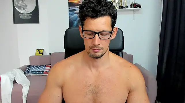 BrutusK08 Webcam show