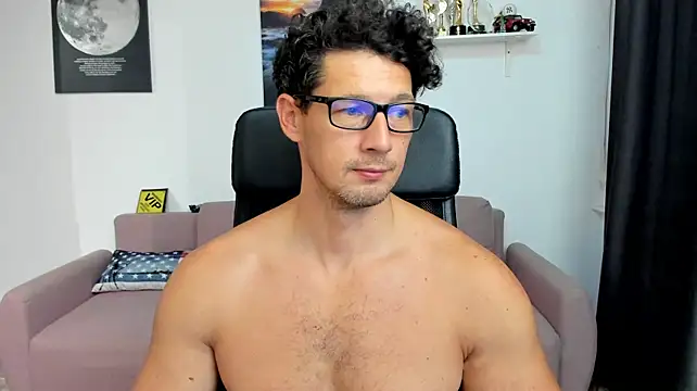 BrutusK08 Webcam show