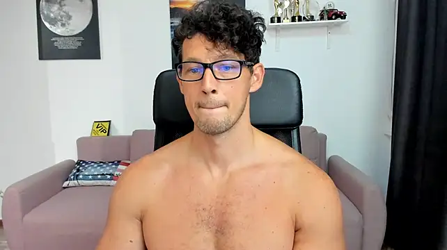 BrutusK08 Webcam Show