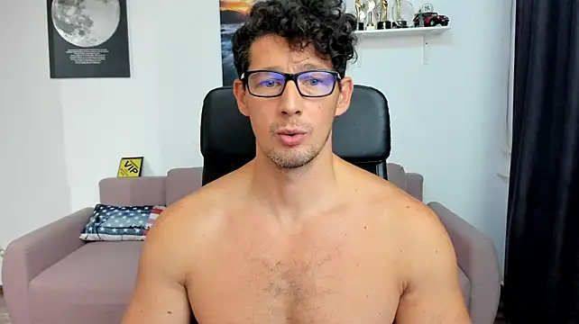 BrutusK08 Webcam show