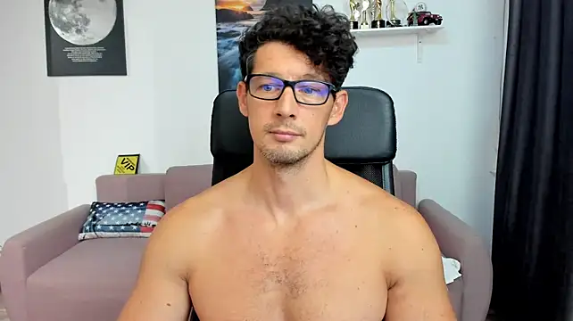 BrutusK08 webkamerás műsora