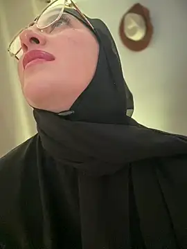 Badra_Abaid webcam show