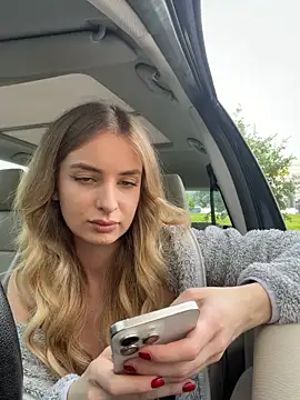 EvieEvans' Live Chat Room